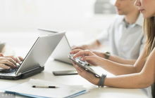 经营无形产品 劳务的电子商务收益模式可分为以下几种